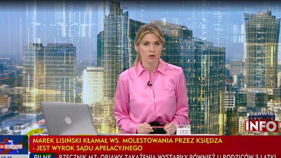 Kadr z TVP Info tuż po przegłosowaniu ustawy "lex TVN"