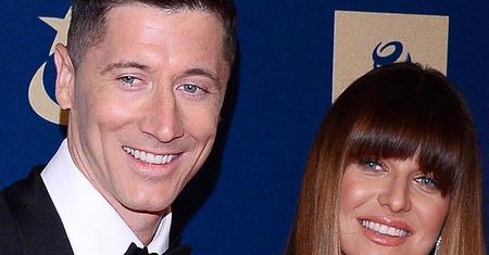 Anna Lewandowska zorganizowała przyjęcie dla męża. Robert w końcu mógł zjeść tort