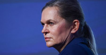 Barbara Nowacka apeluje po tragedii w Jeleniej Górze. "Nie róbcie tego, proszę"