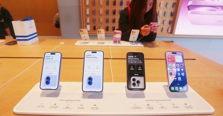 600 ton iPhon'ów w samolotach z Indii. Sprytny ruch Apple