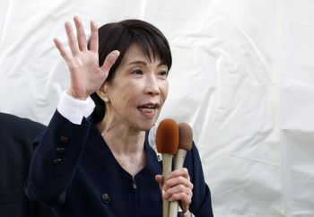 Jen pod presją. Waszyngton stawia na "silnego dolara", a Tokio płaci za obietnice