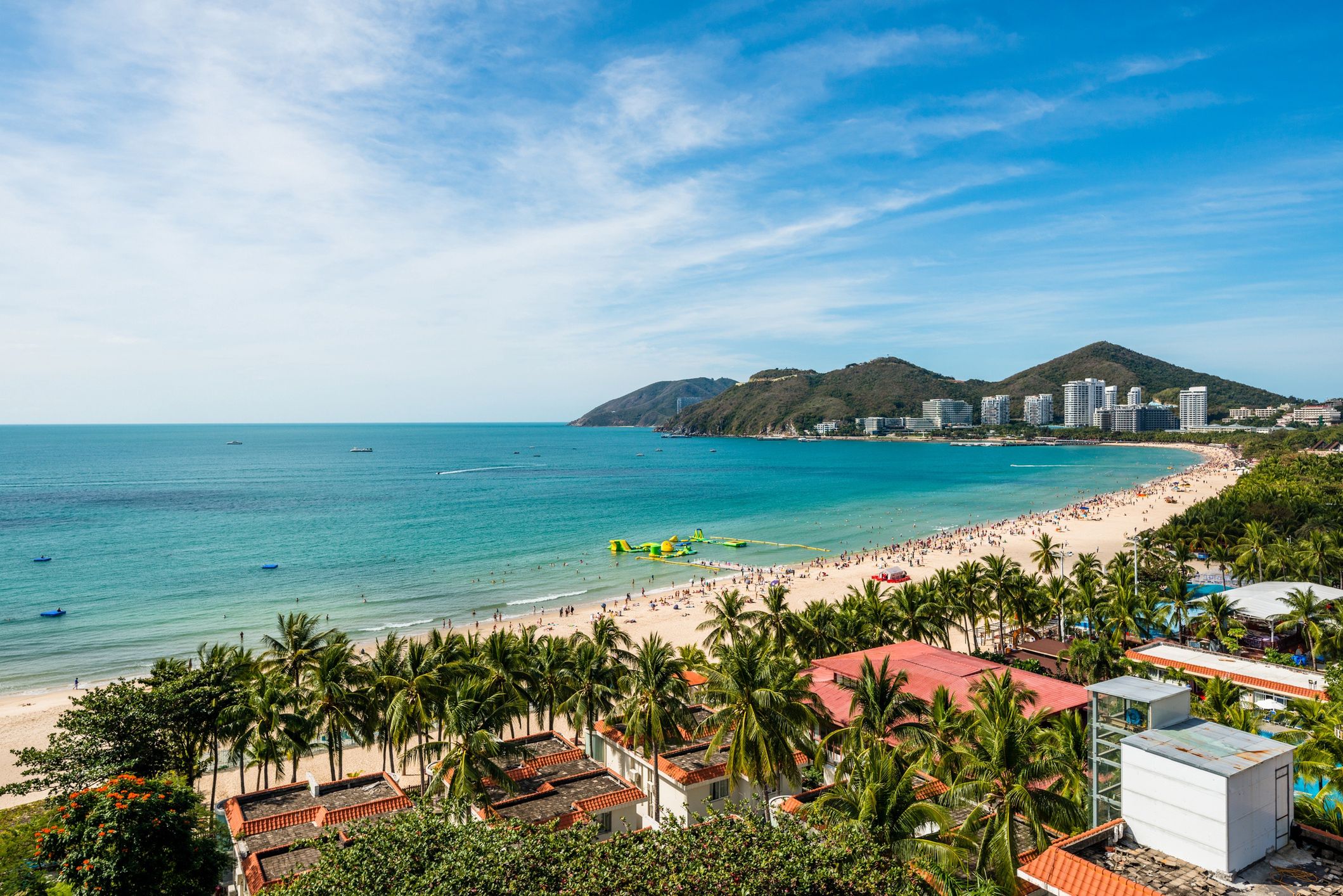 Hainan kusi pięknymi plażami 