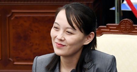 Siostra Kima Dzong Una nie przebierała w słowach. "Idioci"