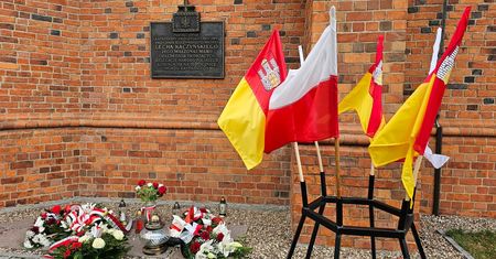 15. rocznica katastrofy smoleńskiej. Włocławscy politycy uczcili pamięć ofiar