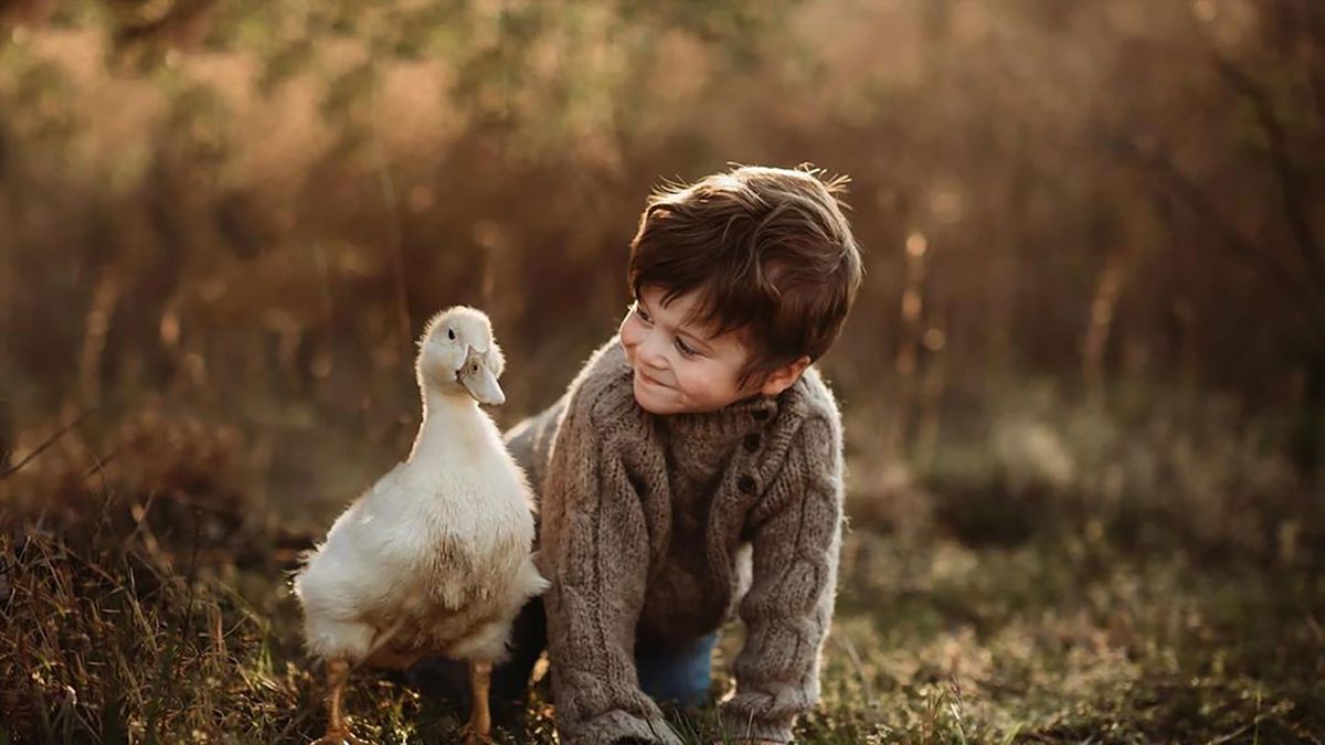 Beztroskie dzieciństwo ukazane dzięki miłości do zwierząt 1