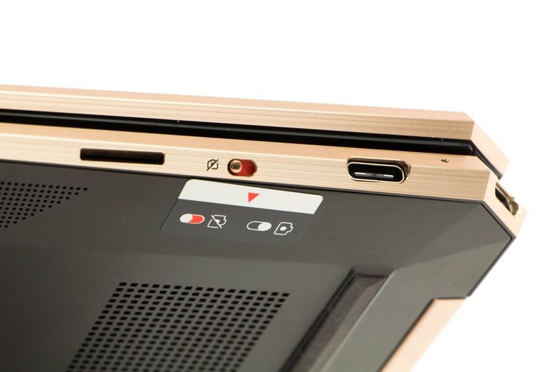HP Spectre x360 13 wyłącznik kamerki