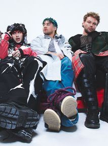 Fani 5 Second of Summer wydali 1600 zł na bilet na koncert? "Zawsze bierzemy VIP-a i zawsze jest warto" [VIBEZ IN LINE]