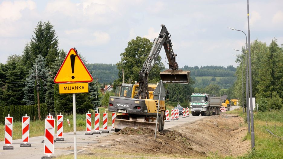 Zaawansowane prace przy przebudowie DW 878 na odcinku Tyczyn - Dylągówkaą