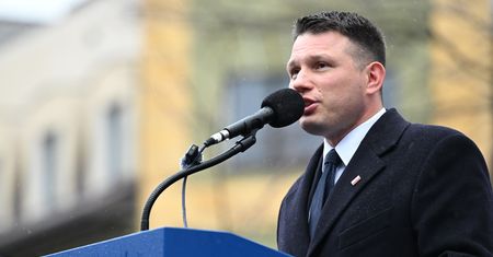 Tąpnięcie w sondażu. Konfederacja traci poparcie
