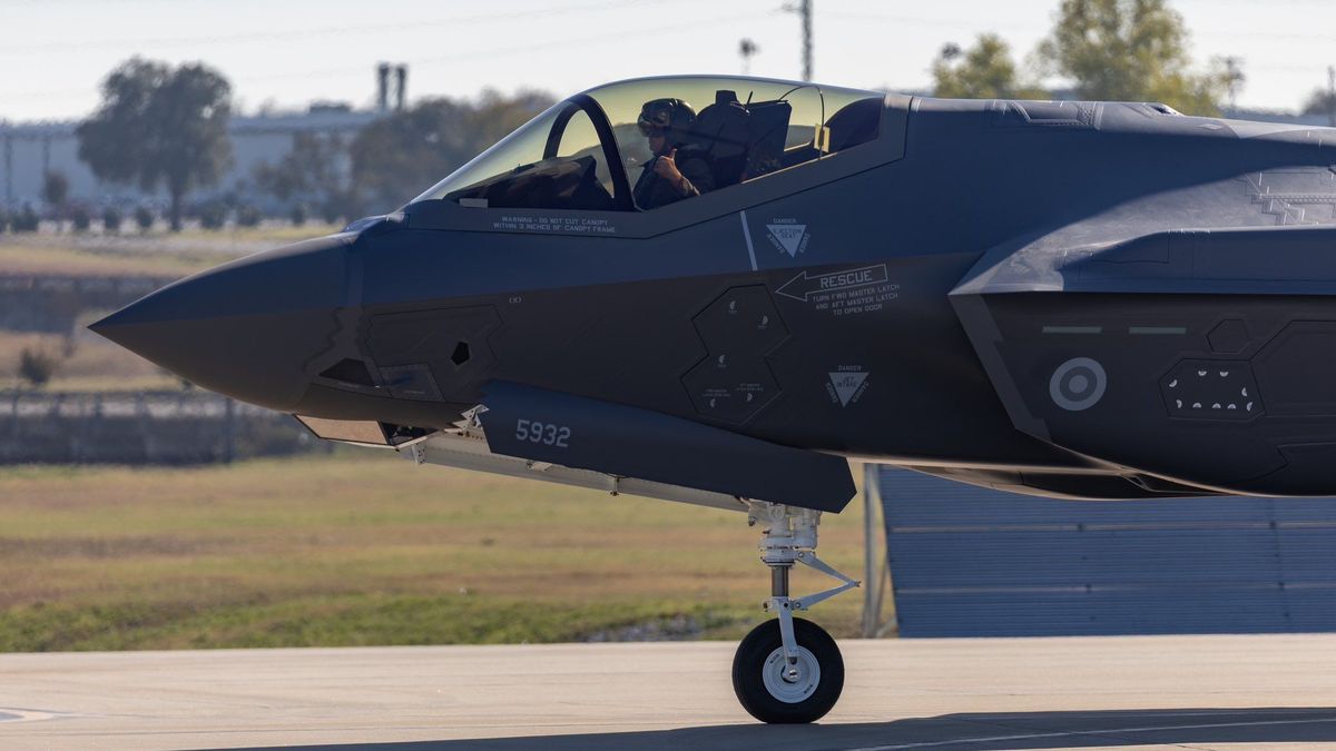 Pierwszy fiński F-35 w trakcie prób lotniczych