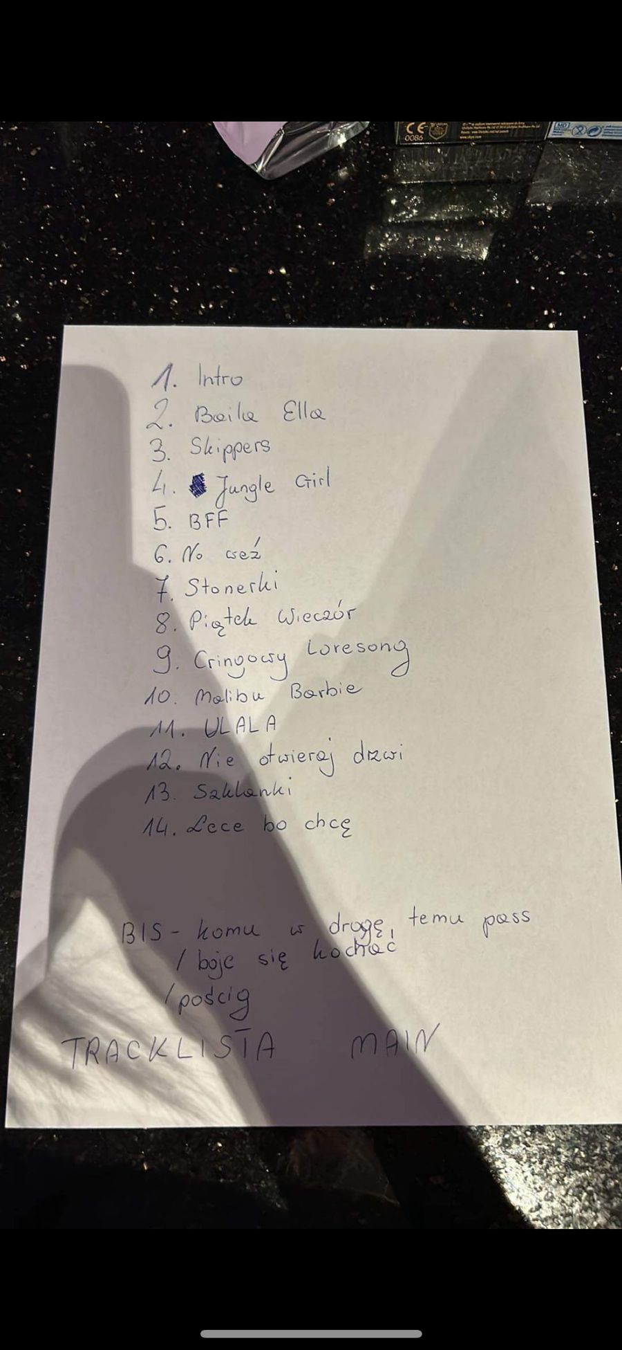 Young Leosia zdradza setlistę