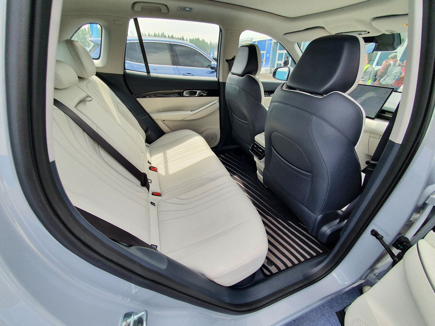 Geely EX5