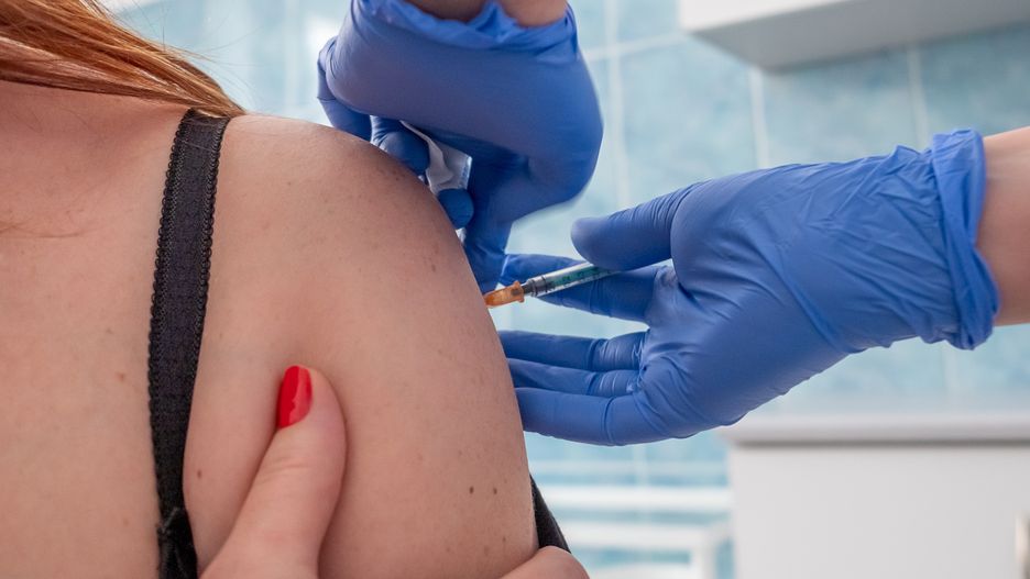 Warszawa. Zapowiedziano utworzenie czterech masowych punktów szczepień