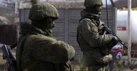 Brutalne zachowanie Rosjan. Więzili i gwałcili Ukrainkę na oczach jej synka