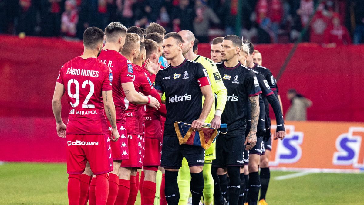 WP SportoweFakty / Paweł Piotrowski / Na zdjęciu: mecz Widzew Łódź - Pogoń Szczecin 