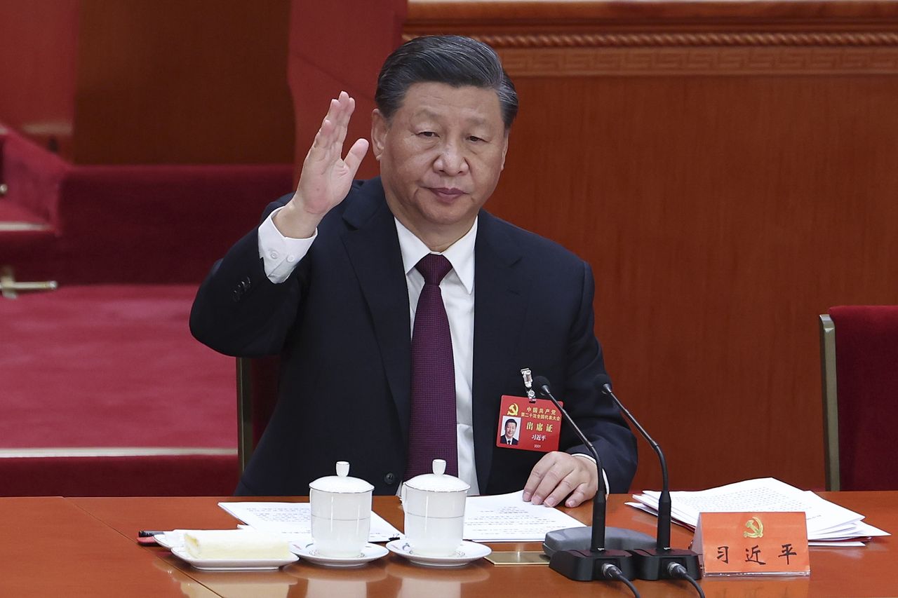 Zerwał z tradycją. Xi Jinping znowu na czele Komunistycznej Partii Chin