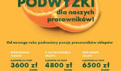 Biedronka na plakatach chwali się podwyżkami dla pracowników, nawet 6,5 tys. pensji