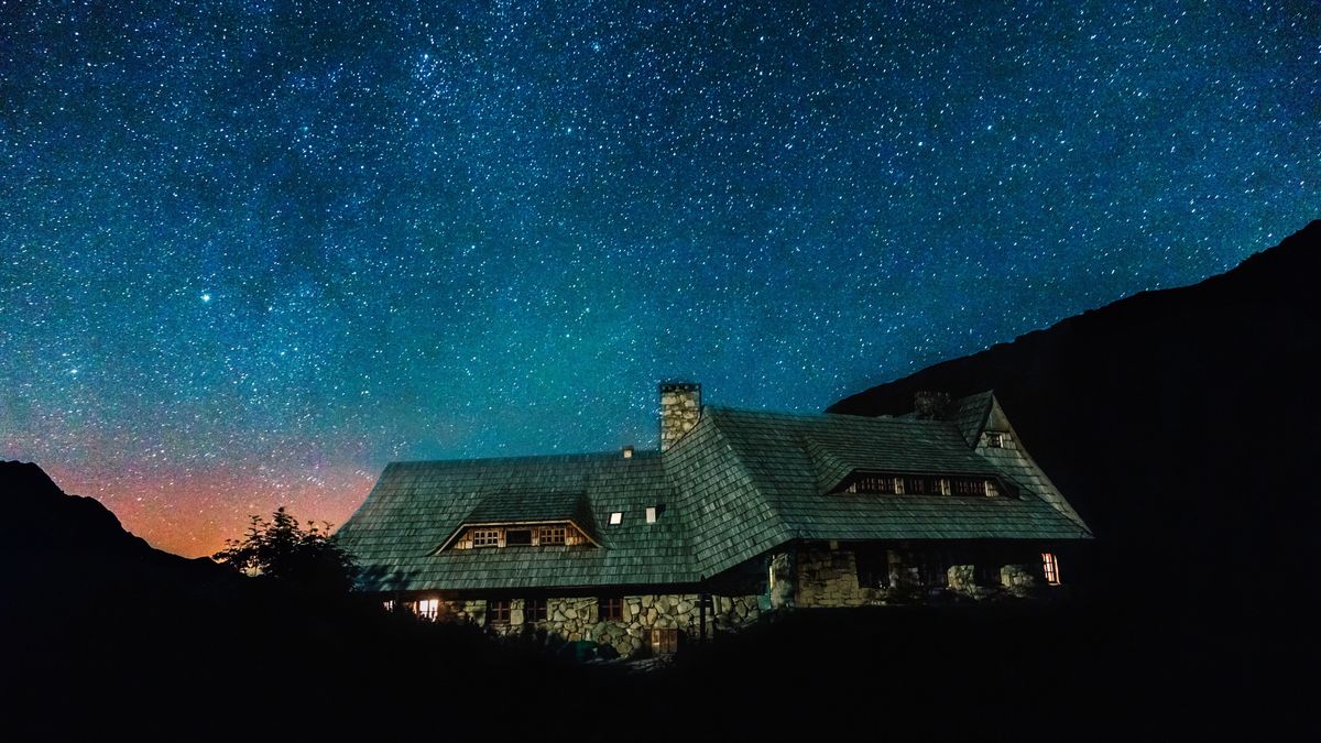 Odkryj uroki nocnej fotografii w polskich górach. Gdzie się wybrać i co fotografować?