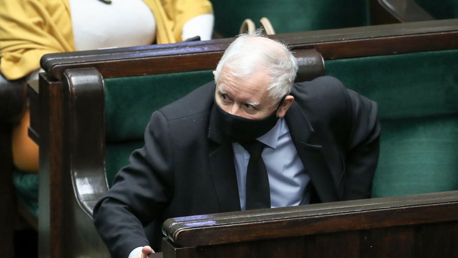 Najnowszy sondaż bez złudzeń dla PiS. To przepaść