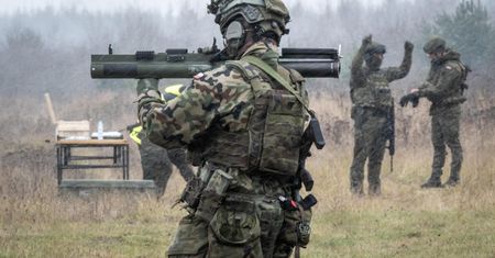 Policjanci przejdą specjalne ćwiczenia. Postrzelają z granatników