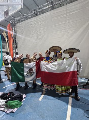 Konińskie tancerki w Kolumbii. Teatr tańca promuje Konin za oceanem