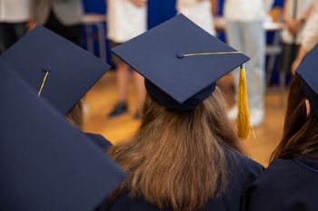 Szukają profesora na uczelni w Koszalinie. Płacą 8,2 tys. zł brutto