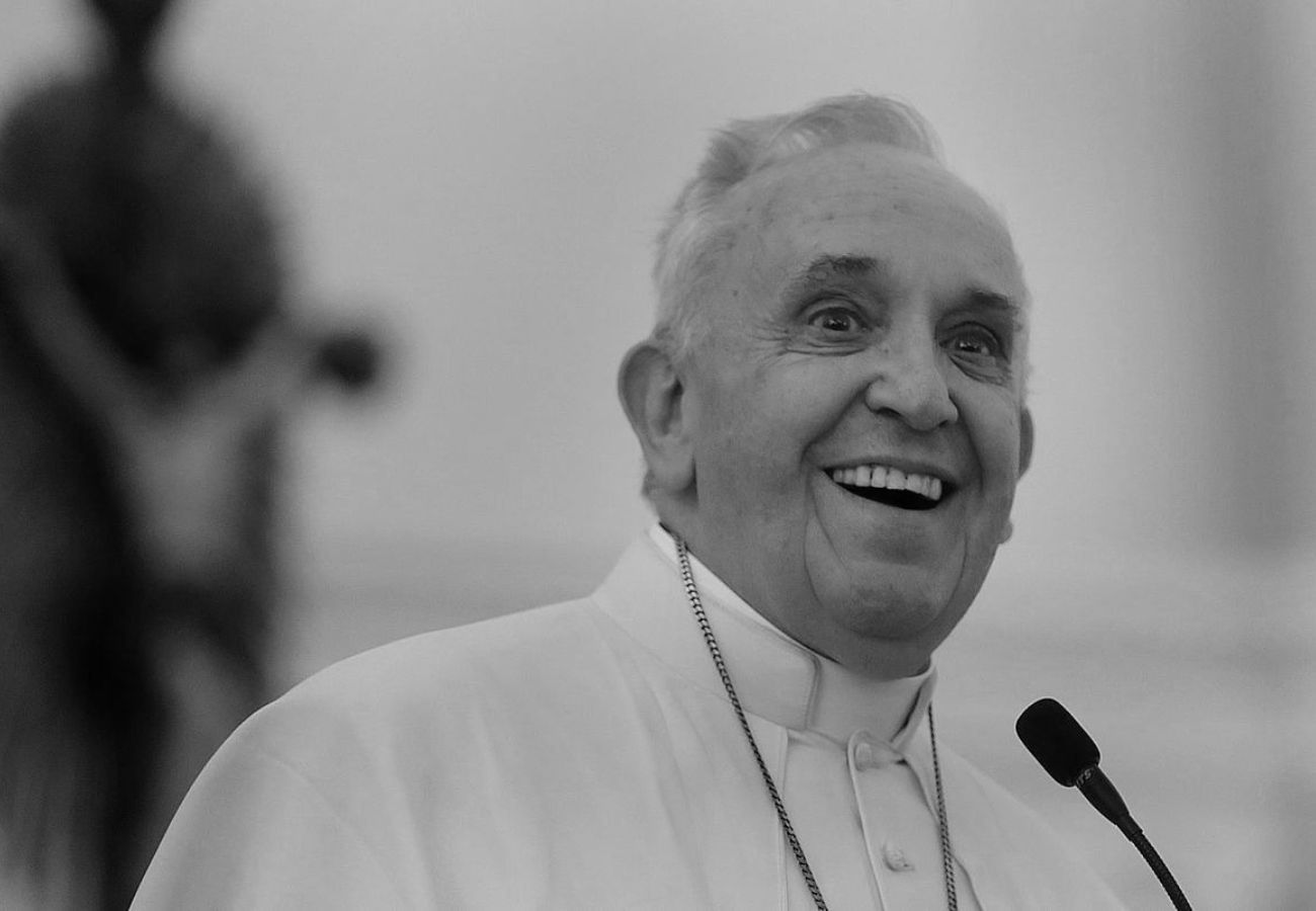 "Szczekanie NATO", "wielka Rosja" i "zbyt dużo gejów". Po słowach papieża wrzało