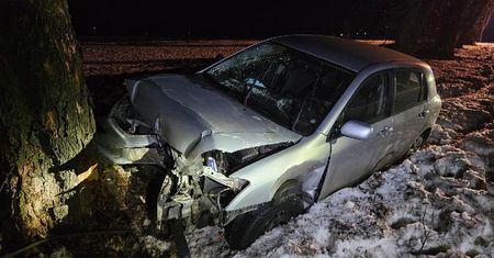 Nietrzeźwa kierująca spowodowała serię zderzeń w Telatynie. Jedna osoba trafiła do szpitala