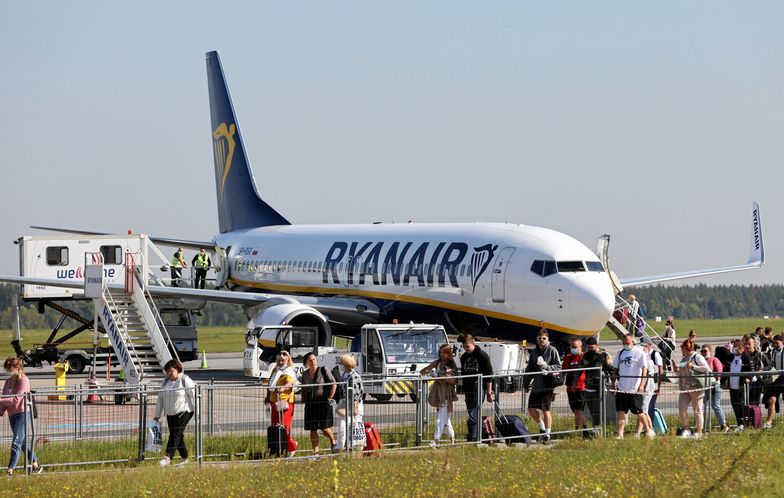 Ryanair odwoła ponad 100 lotów w Modlinie. Będą utrudnienia na lotnisku