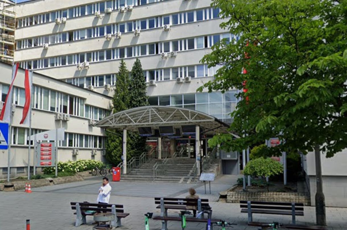 Luksusy z budżetu sądu. Pracownik wydał niemal pół miliona