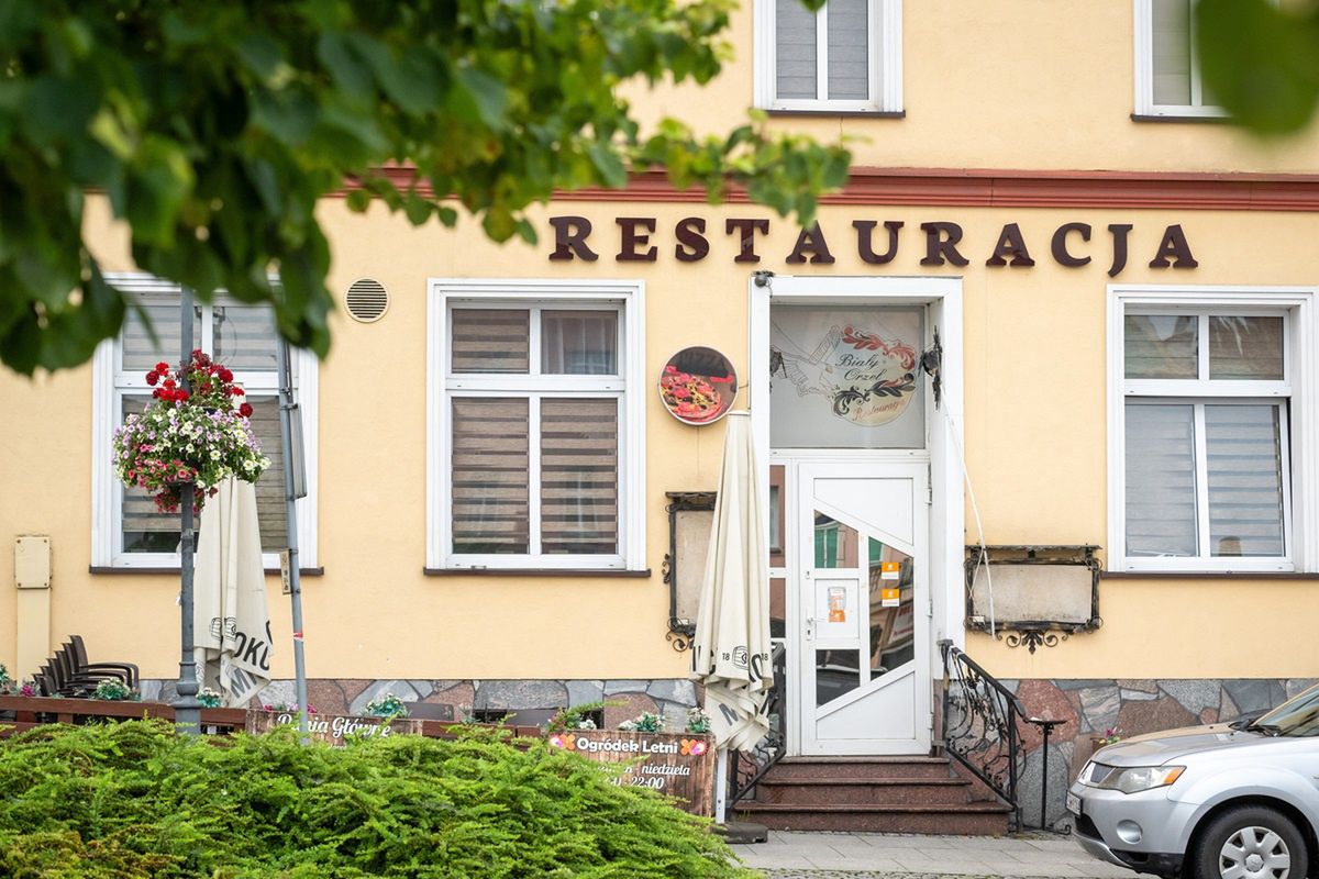 Do tragedii doszło pod restauracją w Nowem.