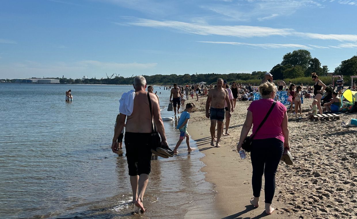 Tłumy na plaży w Gdańsku