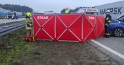 Tragedia na A2. Wyciągali go z auta. Mężczyzna zmarł