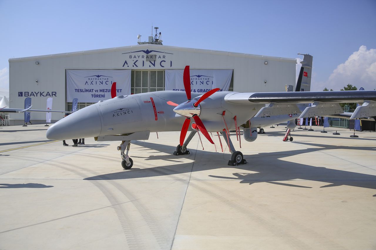 Ukraińcy napisali piosenkę o tureckich dronach (Photo by Serhat Cagdas/Anadolu Agency via Getty Images)