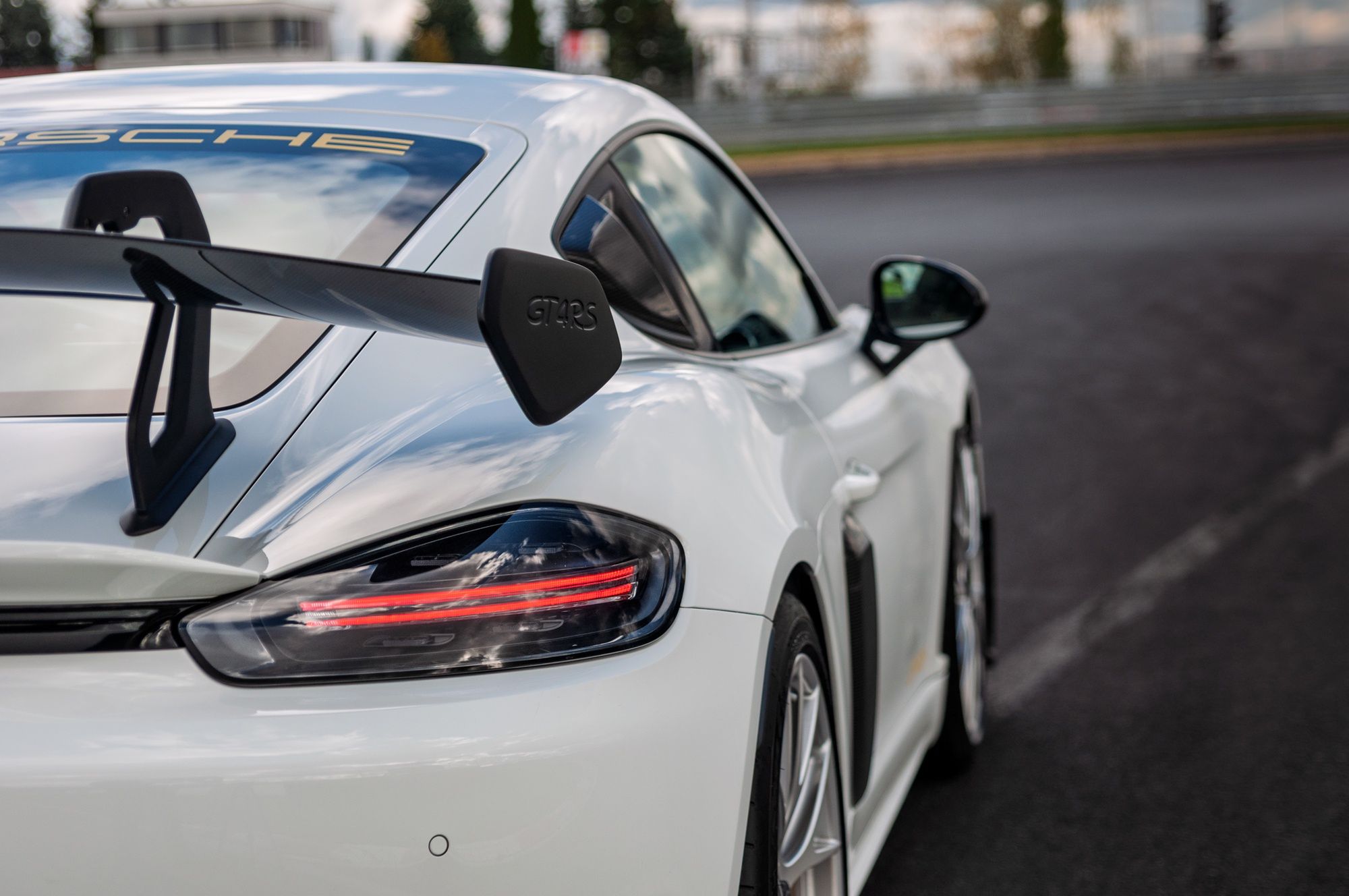 Porsche 718 Cayman GT4 RS (2025)