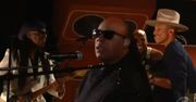 Daft Punk, Pharell Williams i Stevie Wonder śpiewają "GET LUCKY"!
