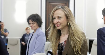 Co z zakazem handlu w niedziele? Ministra zabiera głos