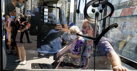 Ukraina, zamknięcie granic. "Działania władz są chaotyczne"