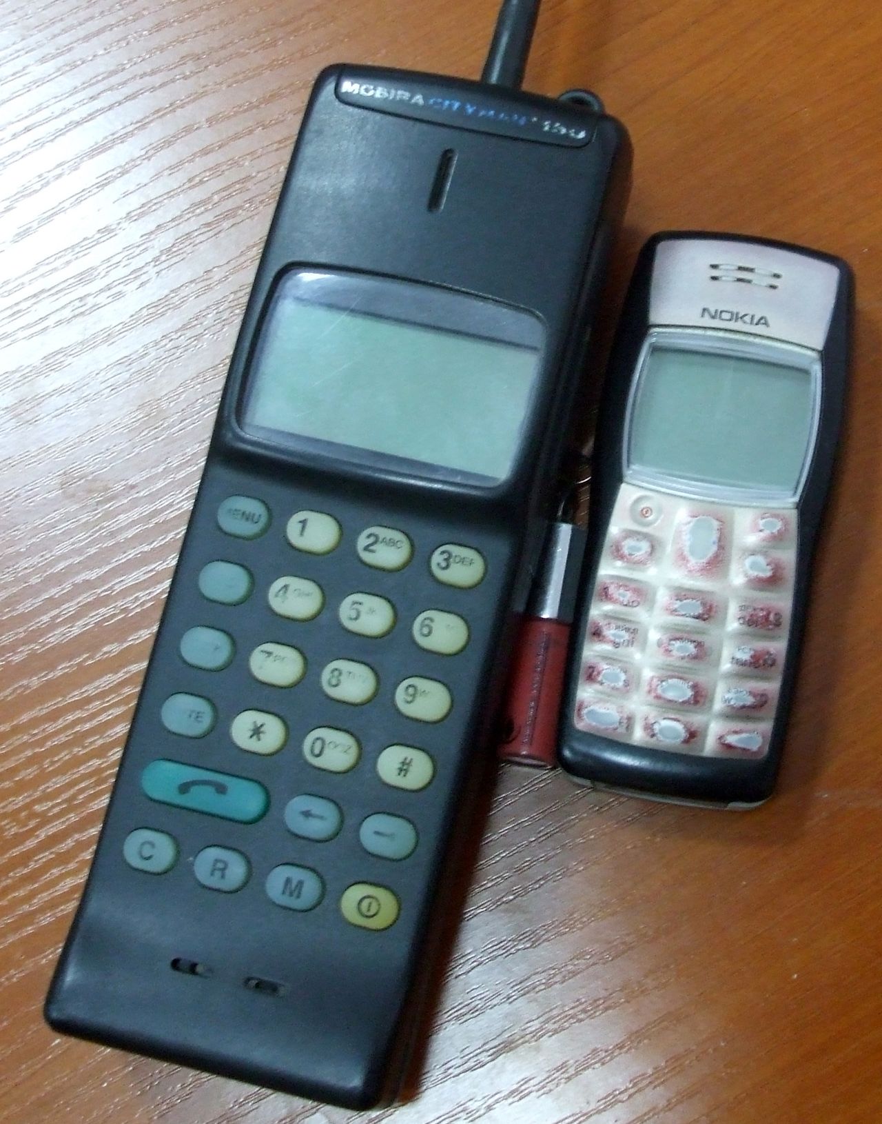 Nokia 150 i Nokia 1100