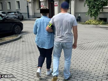Wyłudzili ponad 80 milionów zł z NFZ. Odpowiedzą za udział w gangu