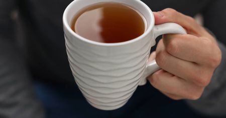 Nie pij herbaty o tej porze. Nagminny błąd