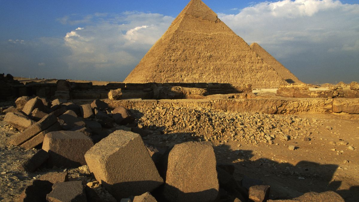 Piramida Chefrena skrywa tajemnicę? 