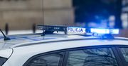 Pobicie policjanta. Był uderzany w głowę