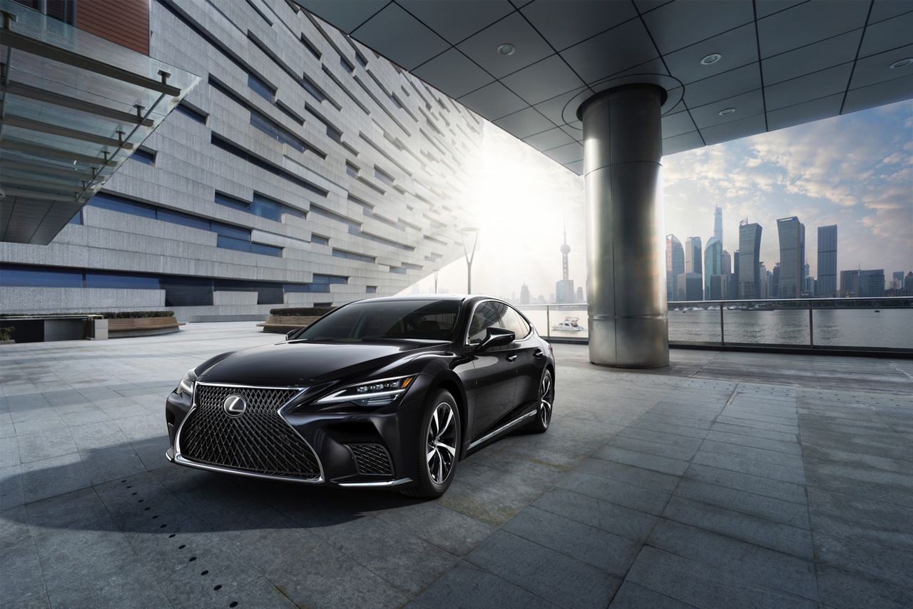 Nic więcej nie trzeba dodawać. Oto nowy Lexus LS