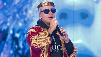 Skolim przyciągnął niewiarygodne tłumy w Białymstoku. Internauci nie dają za wygraną: "PROSTACKA muzyka"