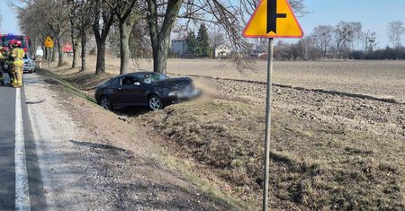 Uwaga droga zablokowana - zderzenie w Świerczynku