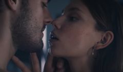 Kaufland w stylu „365 dni” reklamuje produkty roślinne (wideo)