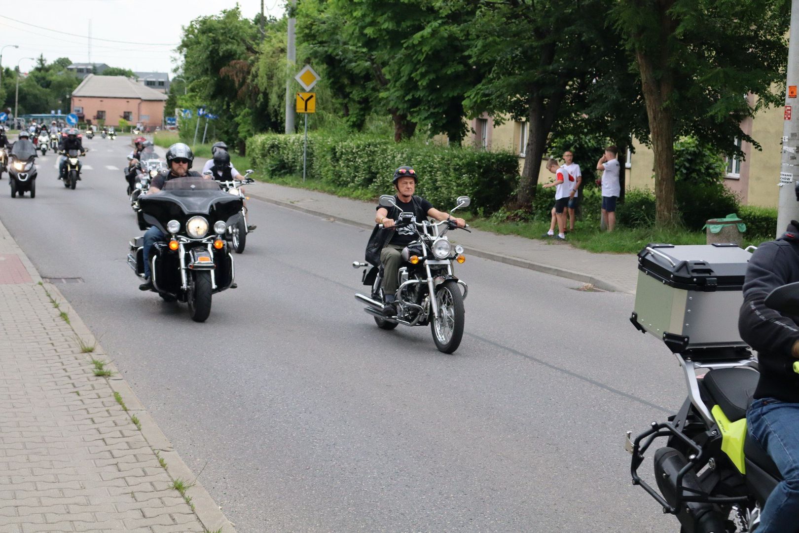 Wielka parada motocyklowa w Trzebini. Trwa motopiknik nad Balatonem