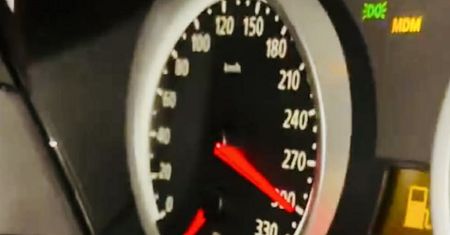 Pędził ponad 300 km/h na A4. Policja zabezpieczyła pojazd