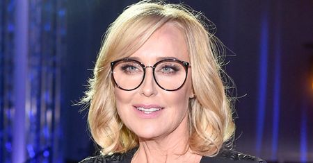 Agata Młynarska wie, jak ubierać się modnie po pięćdziesiątce. Ta kurtka to hit
